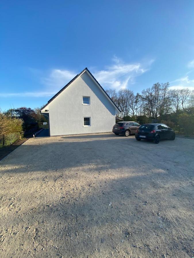 Haus Wesloer Landstrasse 6B Fuer 4 Personen Apartment Lubeck Exterior photo